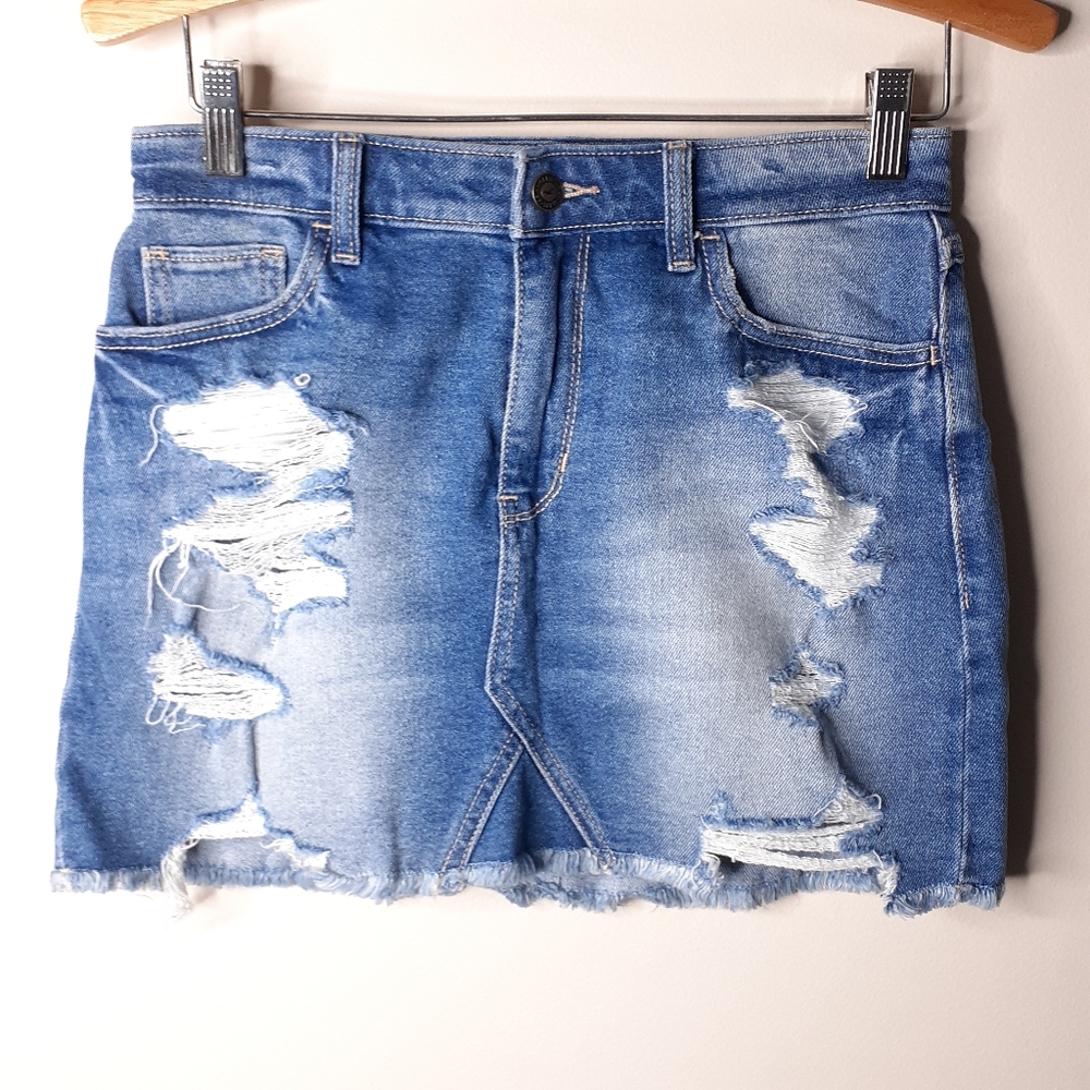 🎉 Hollister High Rise Vintage Stretch Distressed Denim Jean skirt size 5